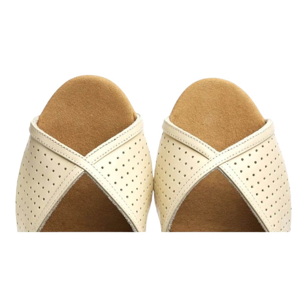 Modell 1226 Beige Leather / Perforated