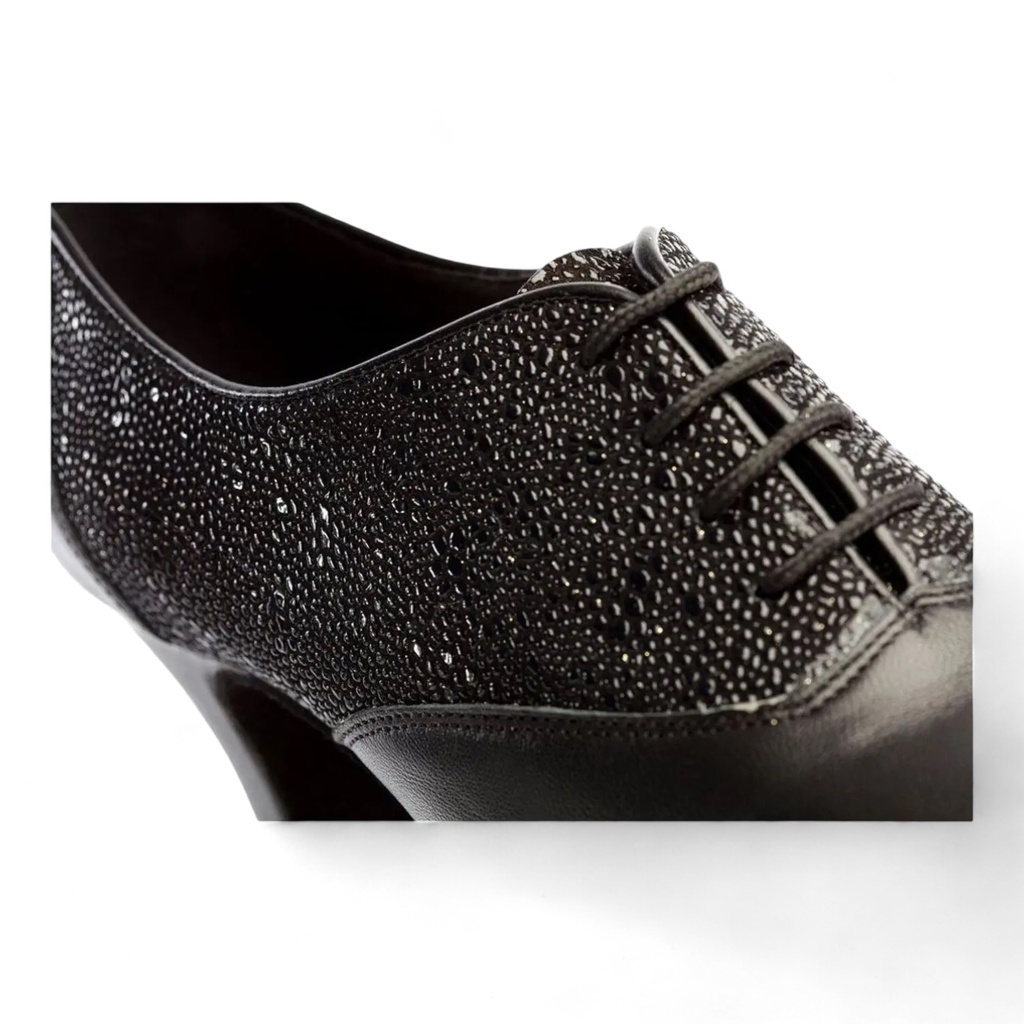 Modell 1227 Black Leather / Stingray