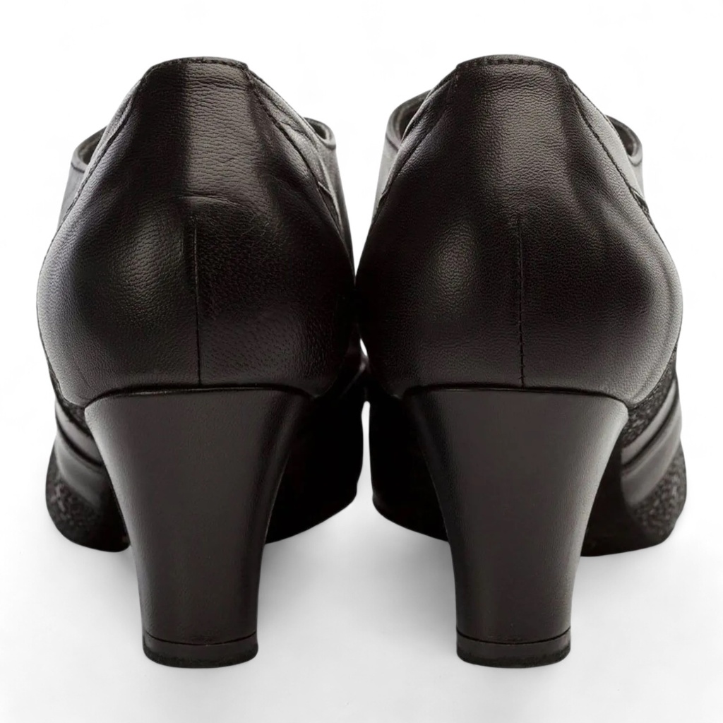 Modell 1228 Black Leather / Stingray