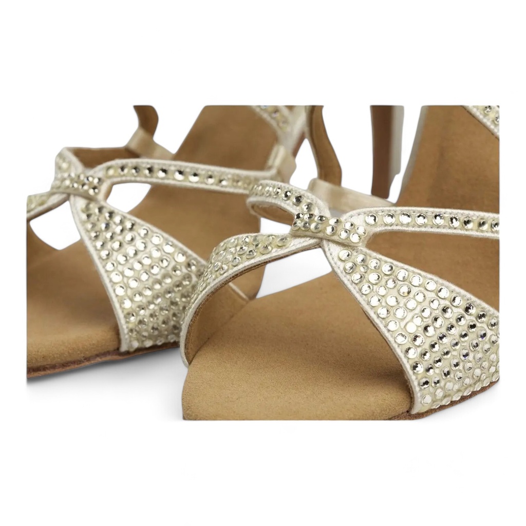 Modell 1082 White Satin