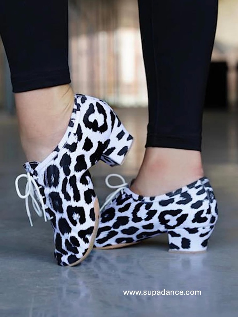 Modell 1326 White Leopard Print