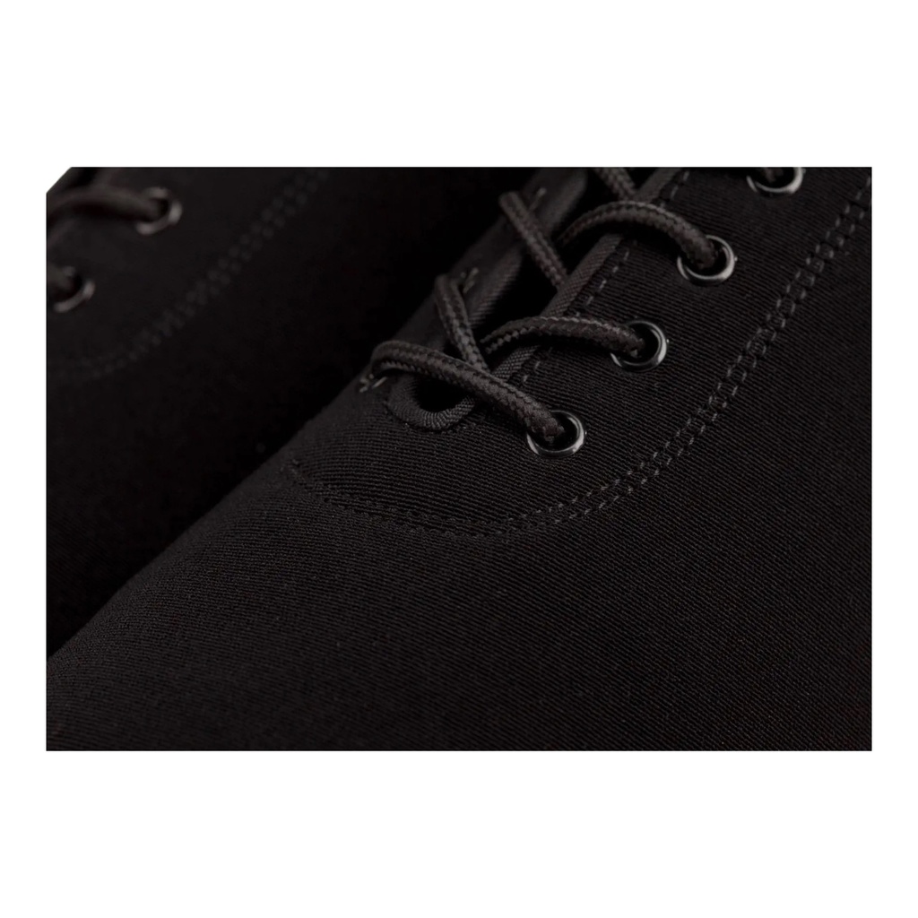 Modell 5400 Black Canvas (Lateinabsatz)