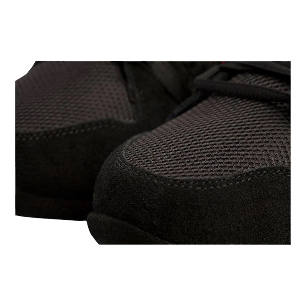 Modell 8810 Black Suede