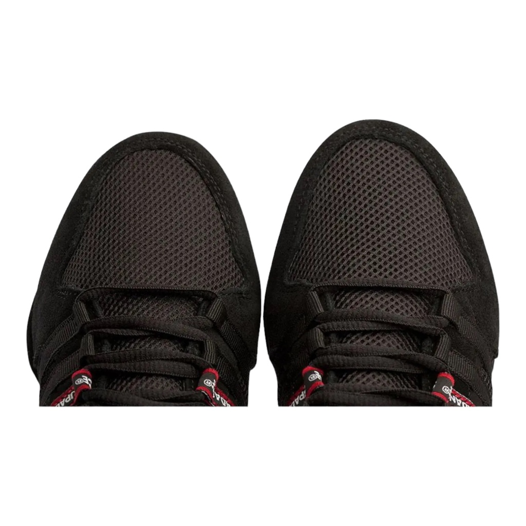 Modell 8810 Black Suede