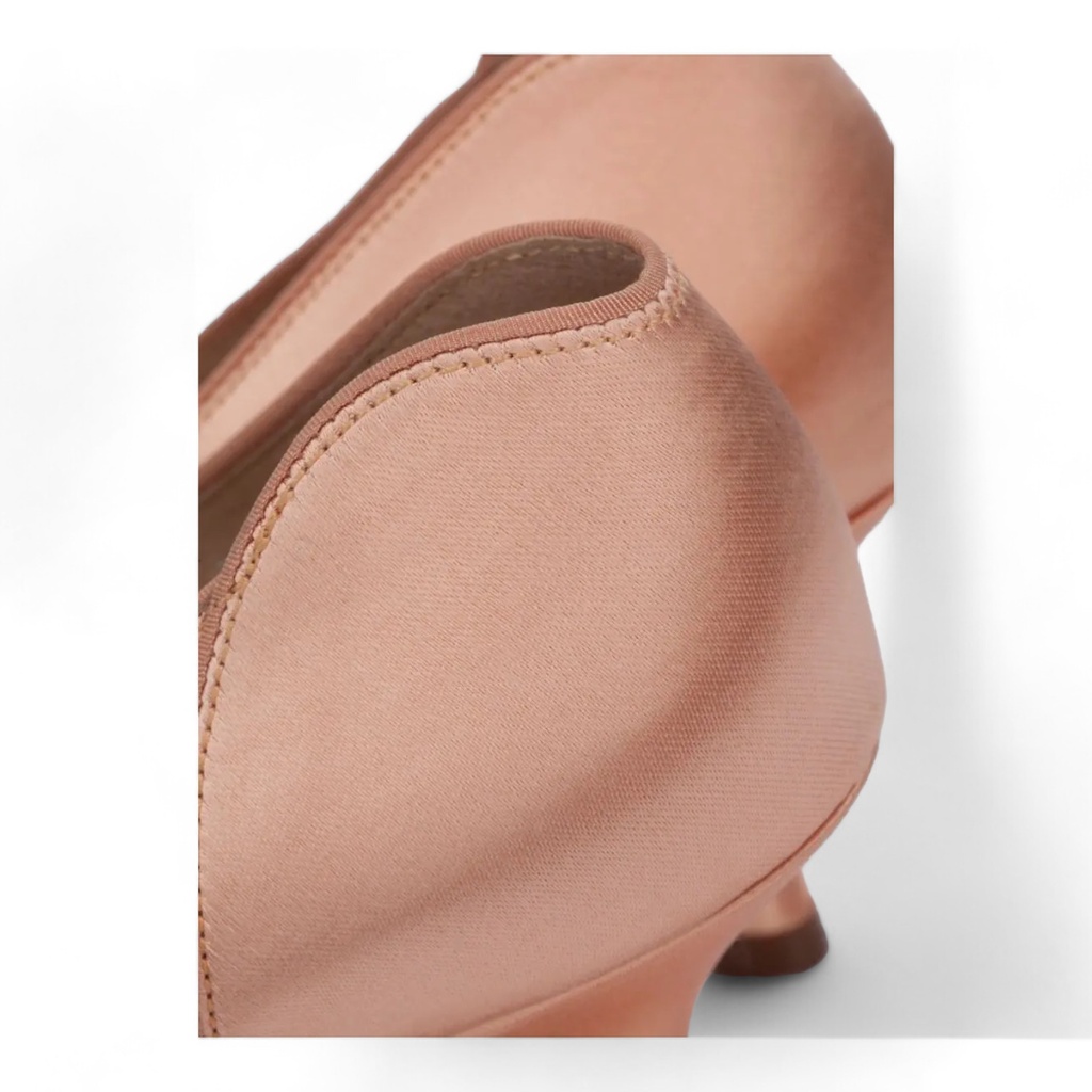 Modell 2014 Flesh Satin